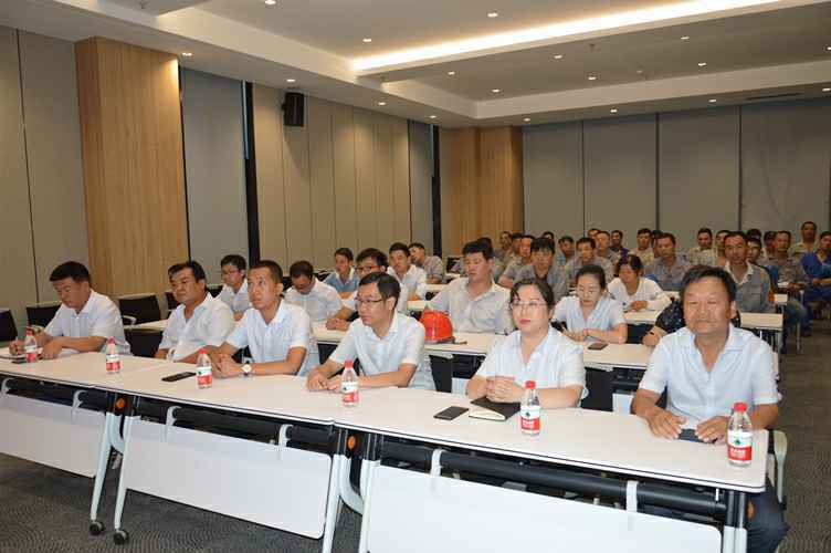 图片4:培训讲座活动现场-1_副本.jpg 图片4:培训讲座活动现场-1_副本.jpg
